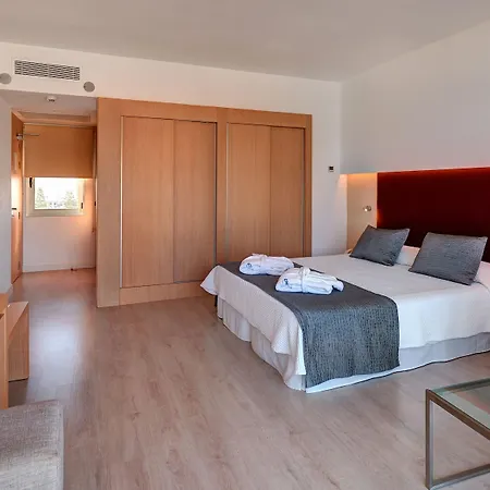 Hotell Cm Playa Del Moro 4*