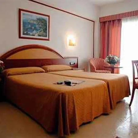 Cm Playa Del Moro Hotell